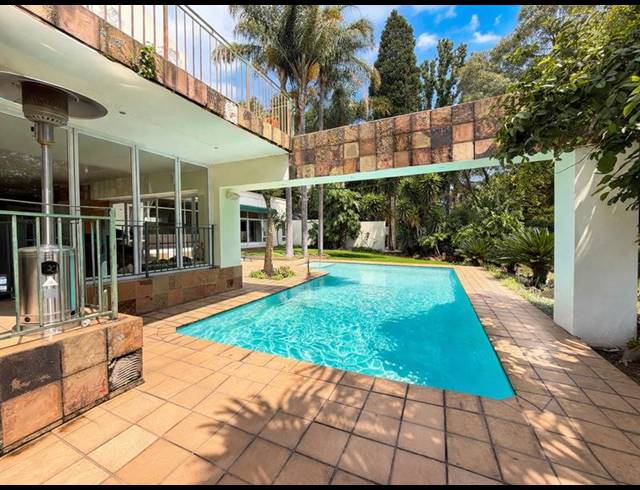 5 BEDROOM HOUSE FOR SALE IN BRYANSTON